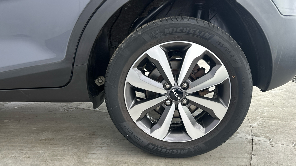 Kia Stonic Automatic  #25