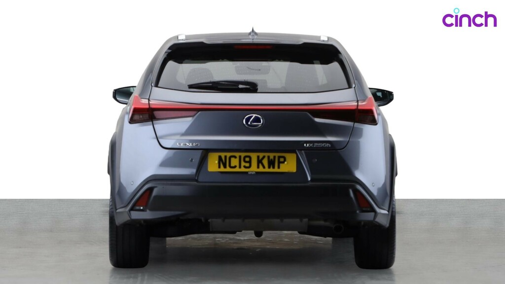 Lexus UX Premium Pack Red #5
