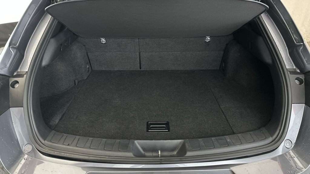Lexus UX Premium Pack Red #21