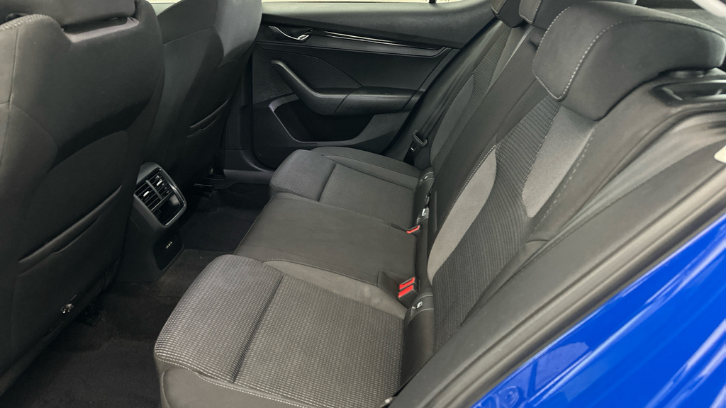 Skoda Octavia Automatic Black #20