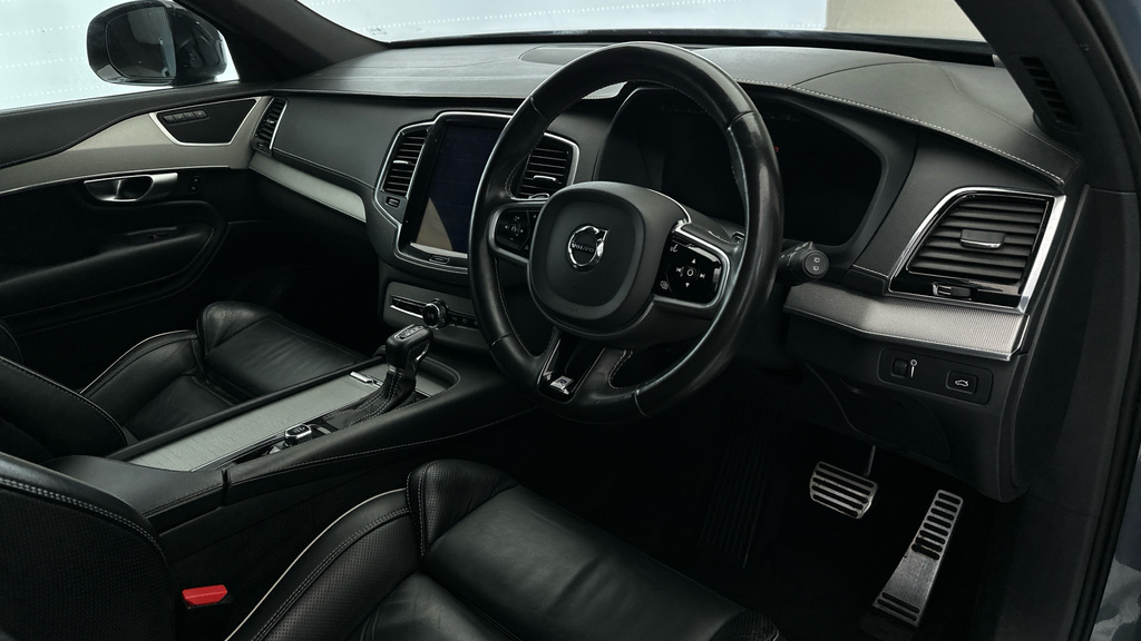 Volvo XC90 Suv Black #11