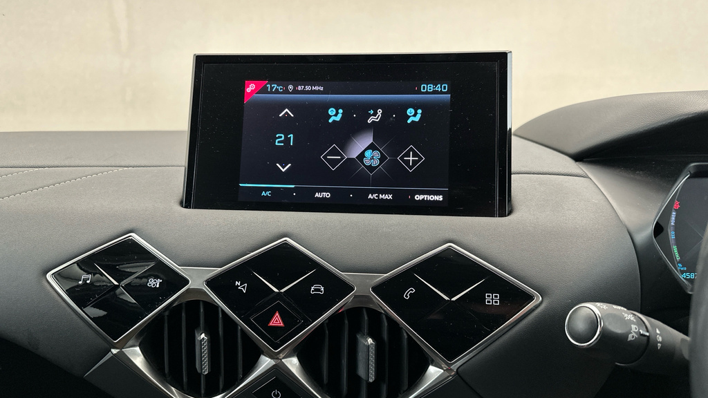 DS DS 3 Crossback E-tense Black #17