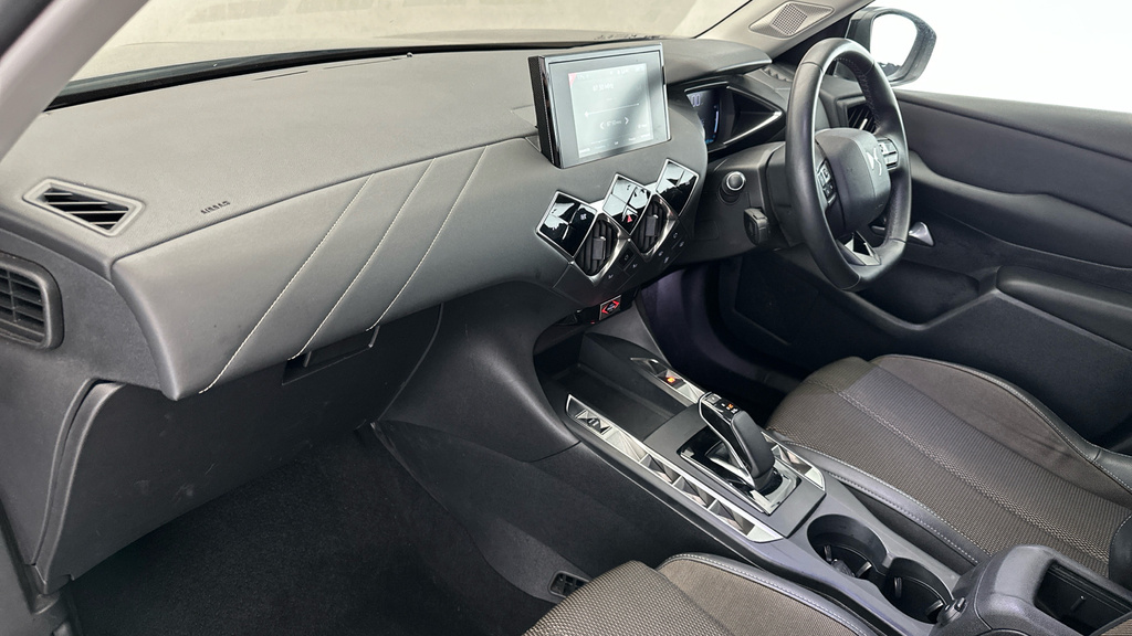 DS DS 3 Crossback E-tense Black #13