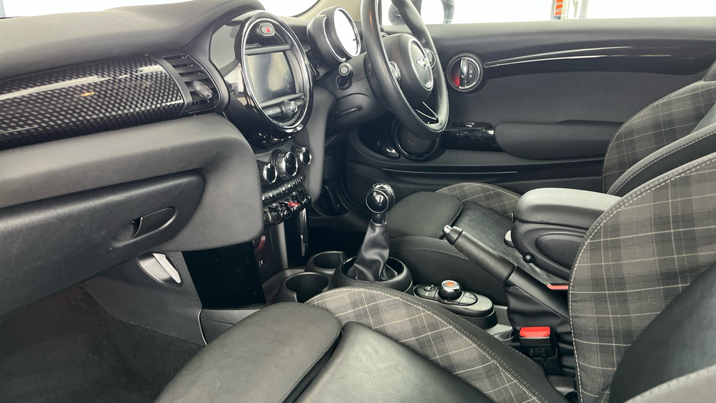 Mini Hatch 1.5 Cooper Exclusive Steptronic Brown #13