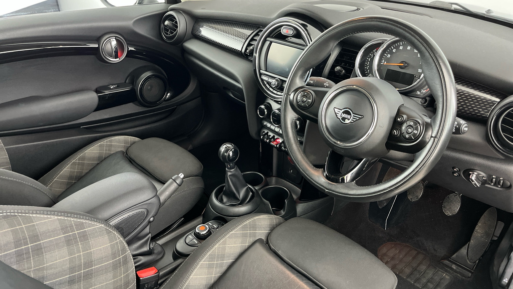 Mini Hatch 1.5 Cooper Exclusive Steptronic Brown #9