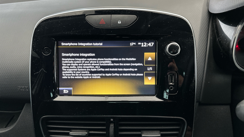 Renault Clio Hatchback Black #16
