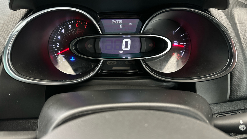 Renault Clio Hatchback Black #18