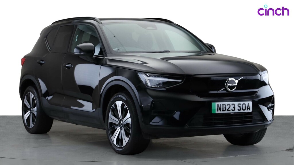 Volvo XC40 Ultimate Red #1