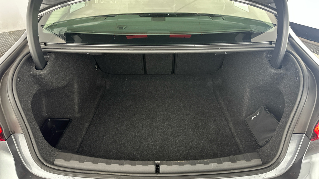 BMW 3 Series 318D Se Black #28