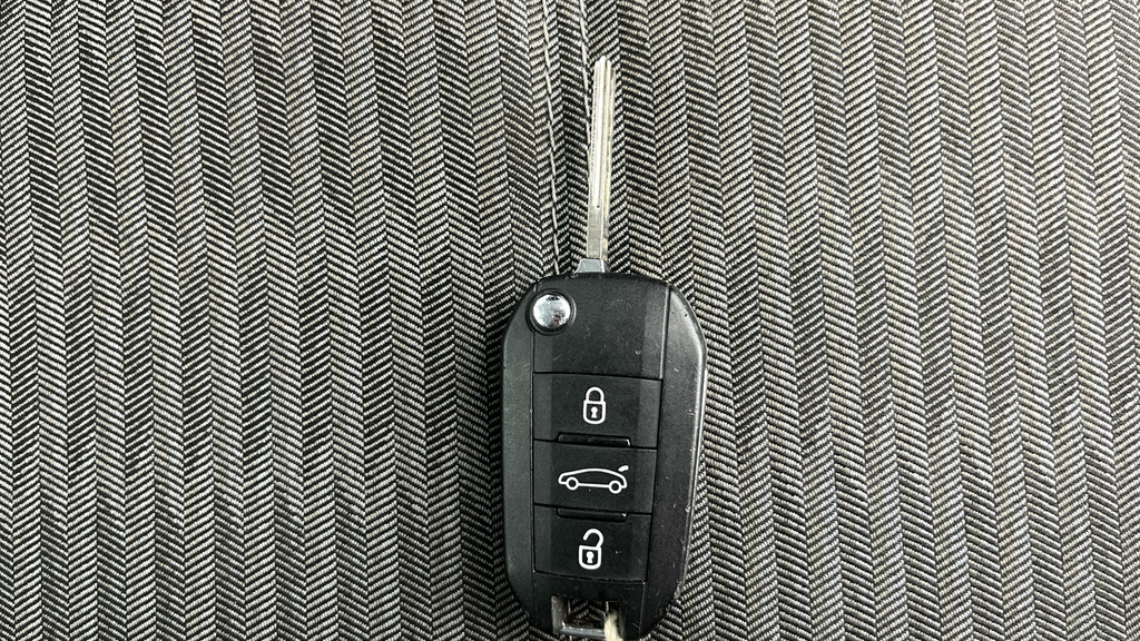 Vauxhall Corsa Se Black #11