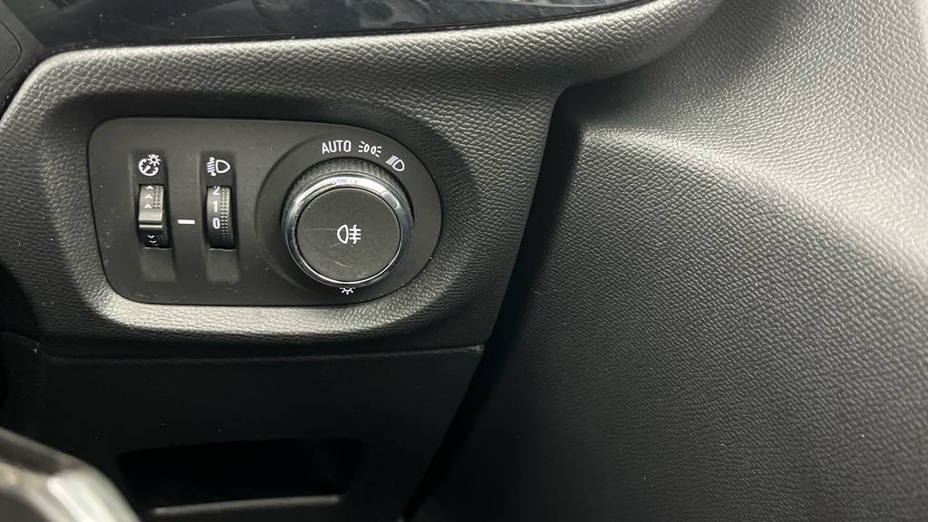 Vauxhall Corsa Se Black #12