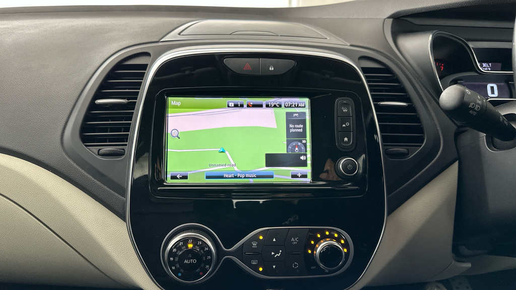 Renault Captur  Blue #15
