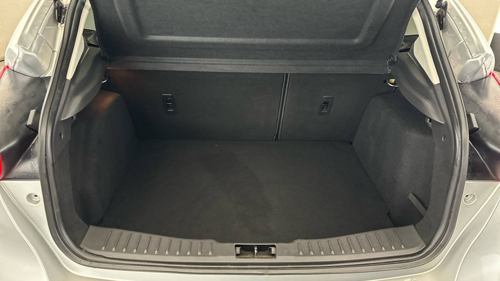 Ford Focus Black #20