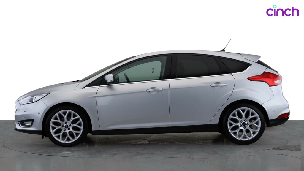 Ford Focus Black #7