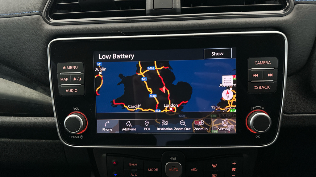 Nissan Leaf Hatchback Grey #14