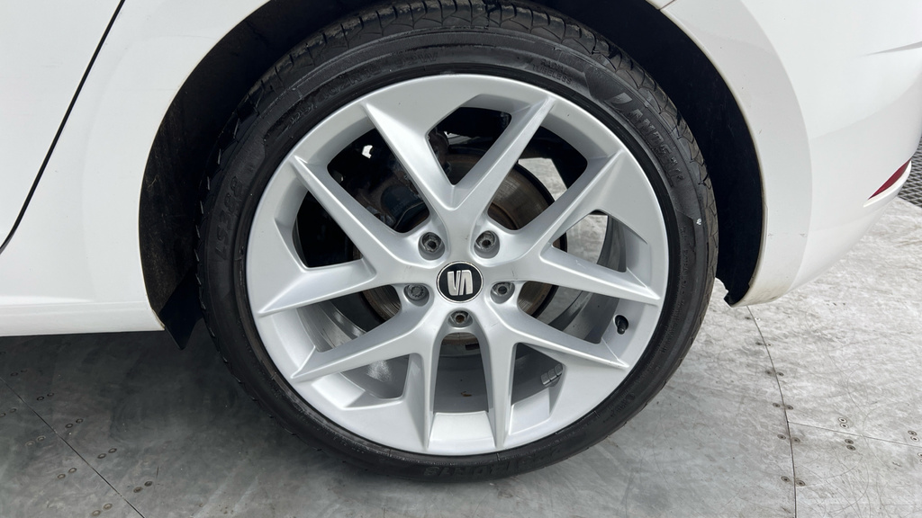Seat Leon  Grey #25