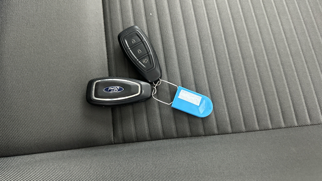 Ford C-Max  Blue #26