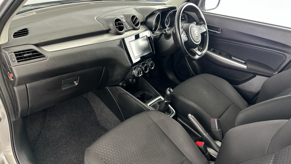 Suzuki Swift Hatchback Red #11