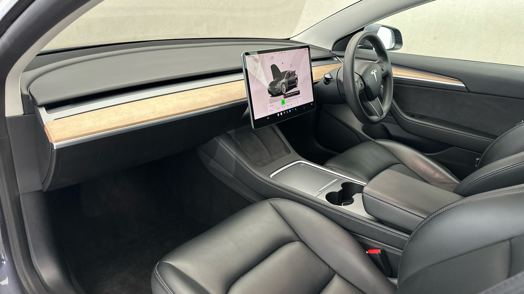 Tesla Model 3 Model 3 Standard-range White #13