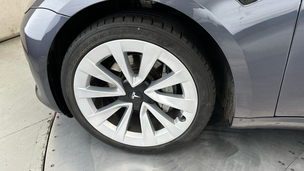 Tesla Model 3 Model 3 Standard-range White #23