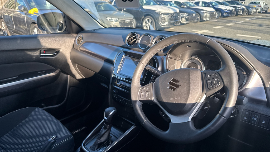 Suzuki Vitara Go #9