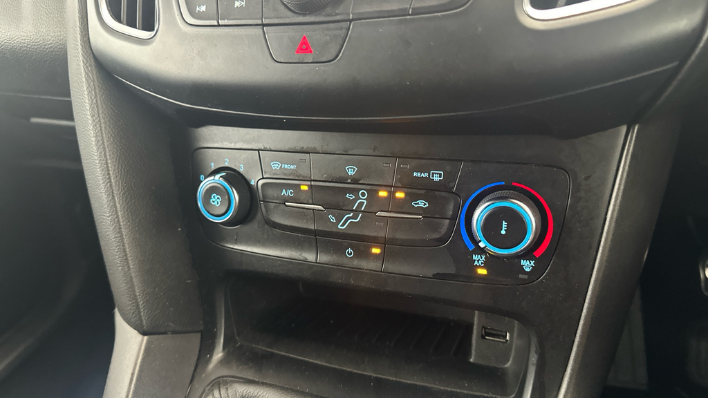 Ford Focus  Blue #10