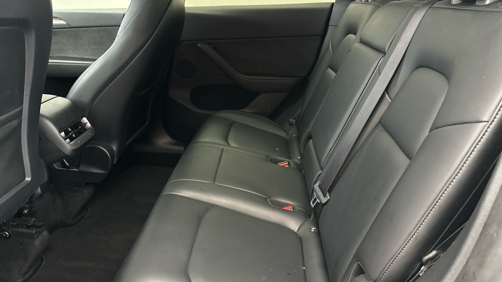 Tesla Model Y Long Range Rwd Grey #19