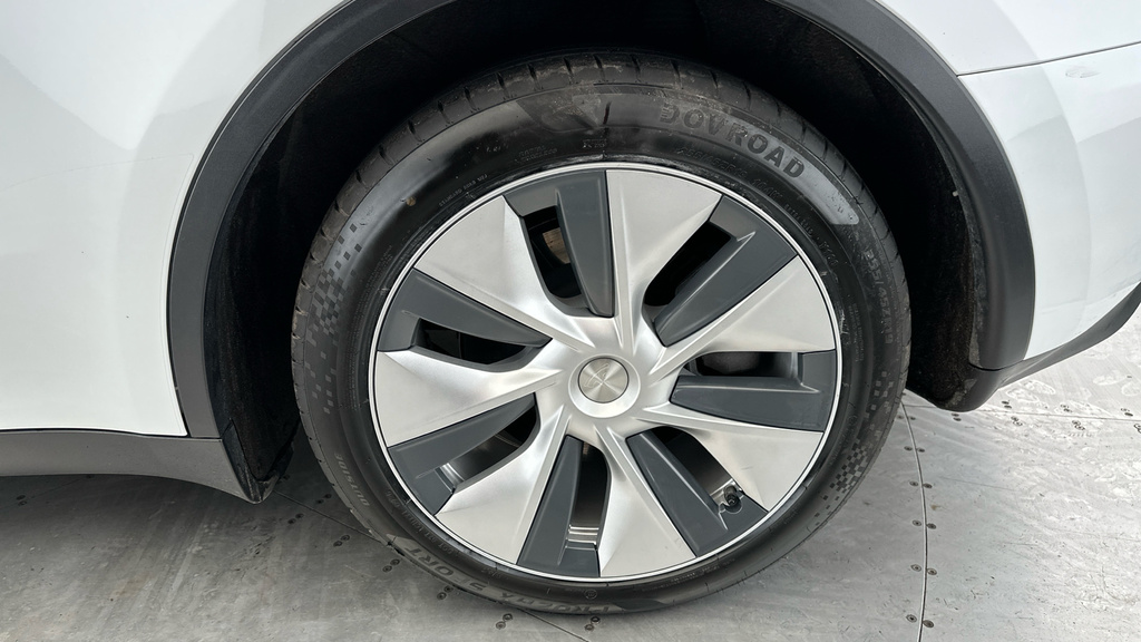 Tesla Model Y Long Range Rwd Grey #23