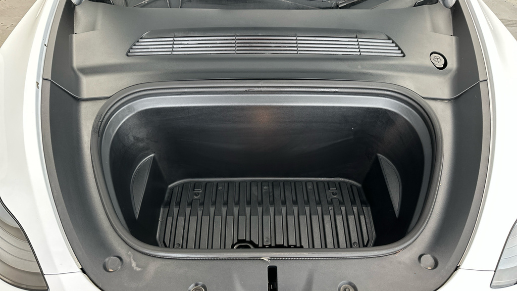 Tesla Model Y Long Range Rwd Grey #21