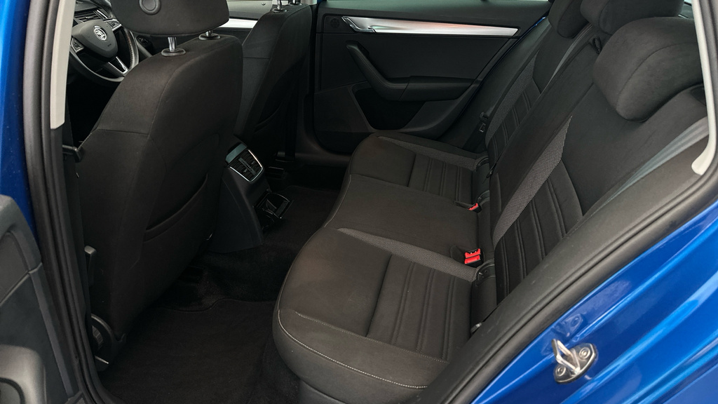Skoda Octavia Classvariant Red #20