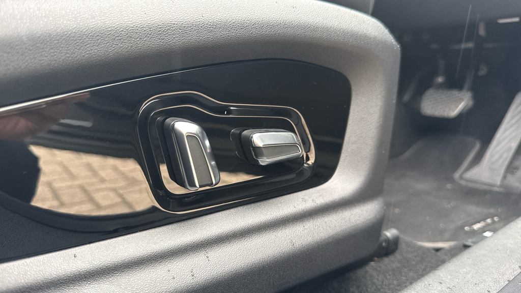 Omoda 5 Noble Silver #22