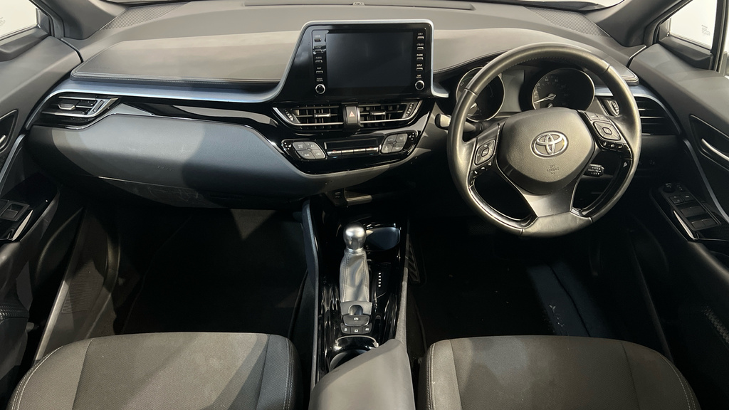Toyota C-Hr Dynamic Silver #11