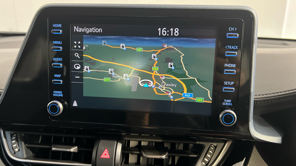 Toyota C-Hr Dynamic Silver #28