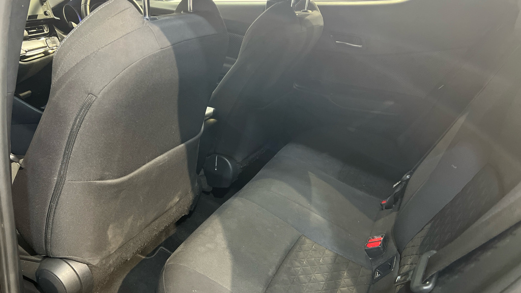 Toyota C-Hr Dynamic Silver #14