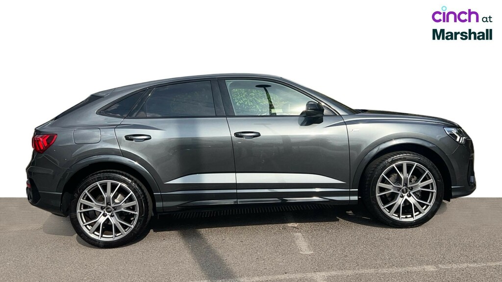 Audi Q3 S Line Black #2