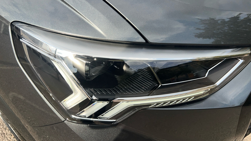 Audi Q3 S Line Black #38