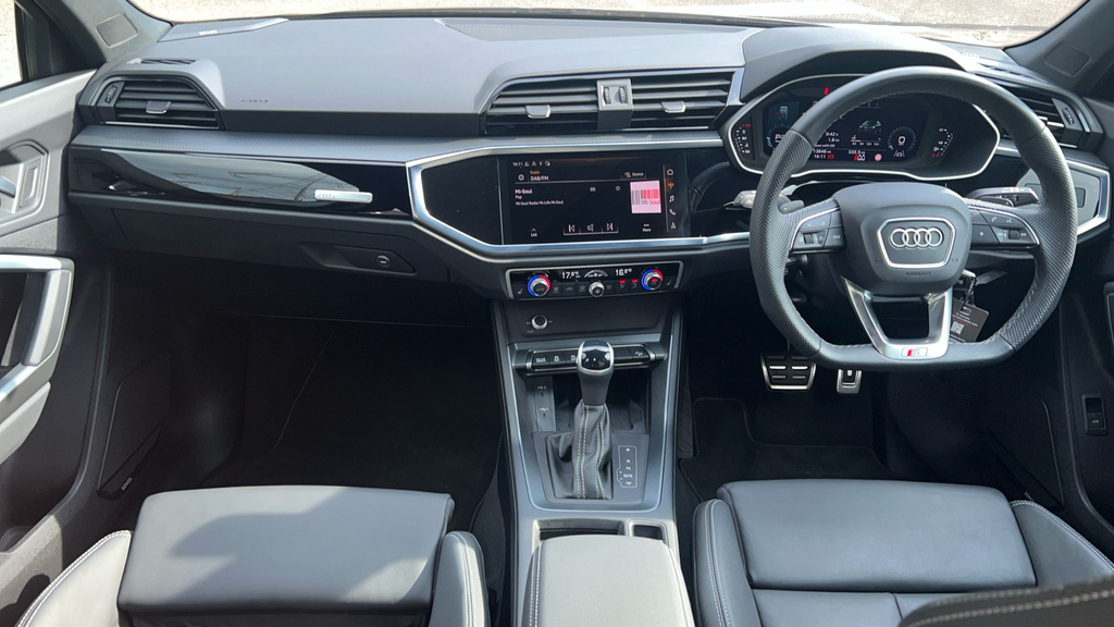 Audi Q3 S Line Black #11