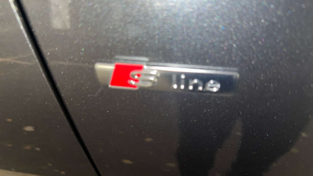 Audi Q3 S Line Black #48