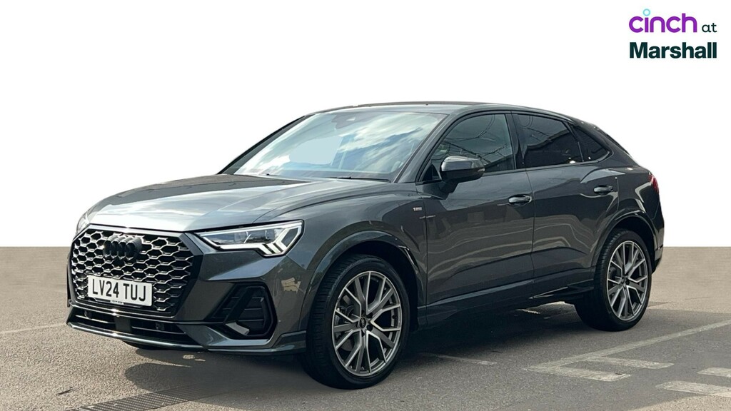 Audi Q3 S Line Black #8