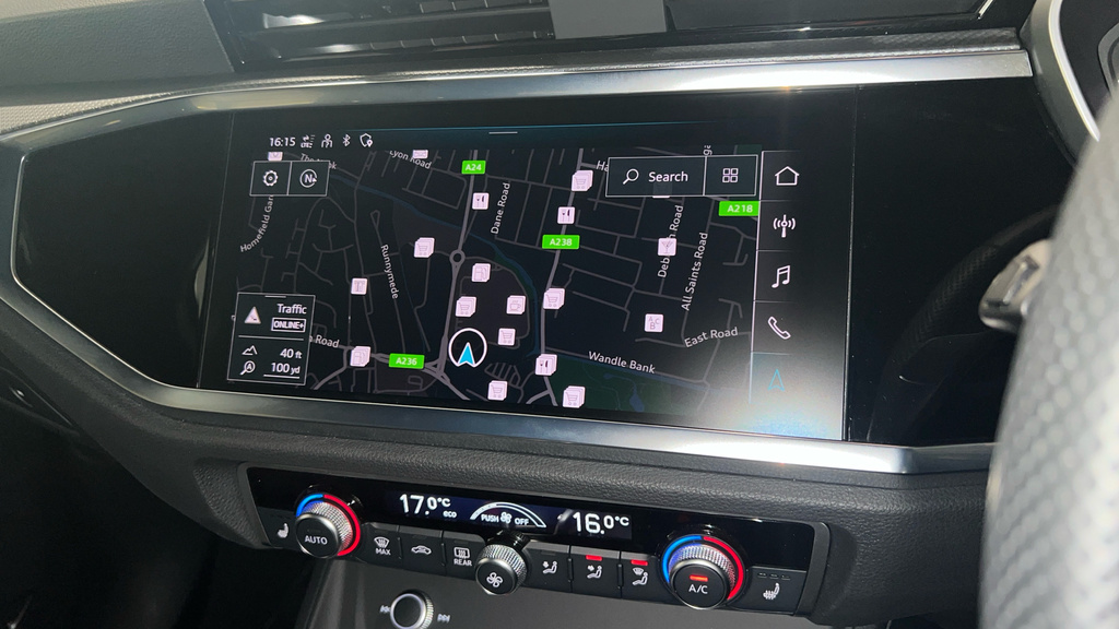 Audi Q3 S Line Black #29