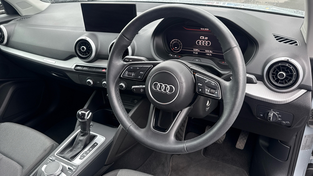 Audi Q2 S Line Blue #12