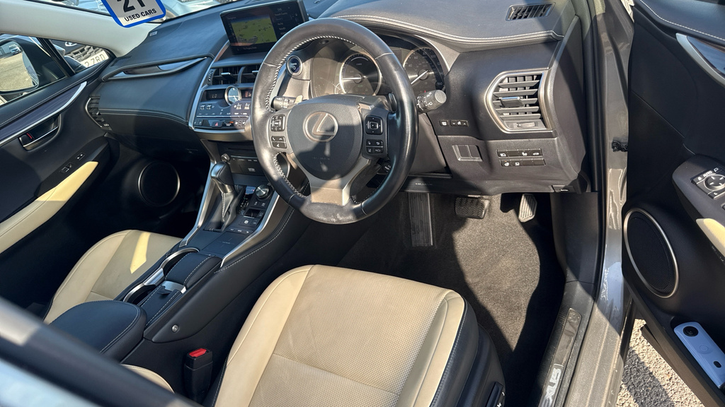 Lexus NX 300H Blue #9
