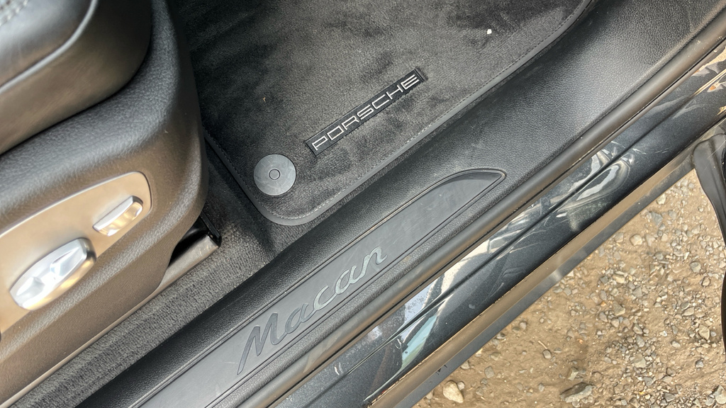 Porsche Macan Pdk Grey #39