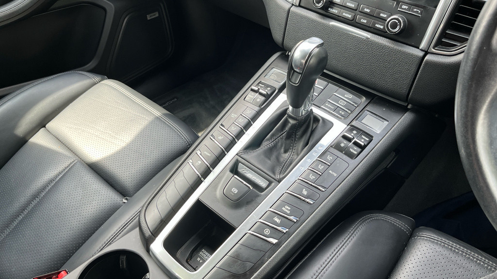 Porsche Macan Pdk Grey #30