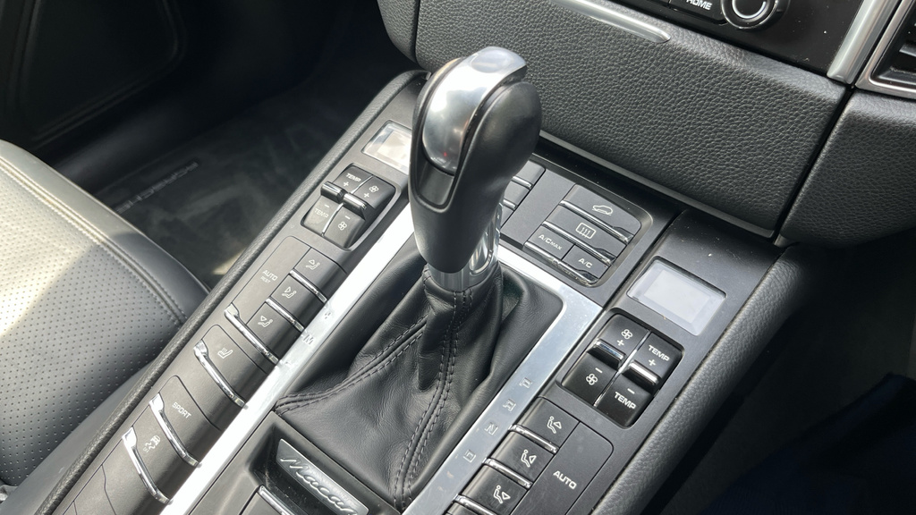 Porsche Macan Pdk Grey #31