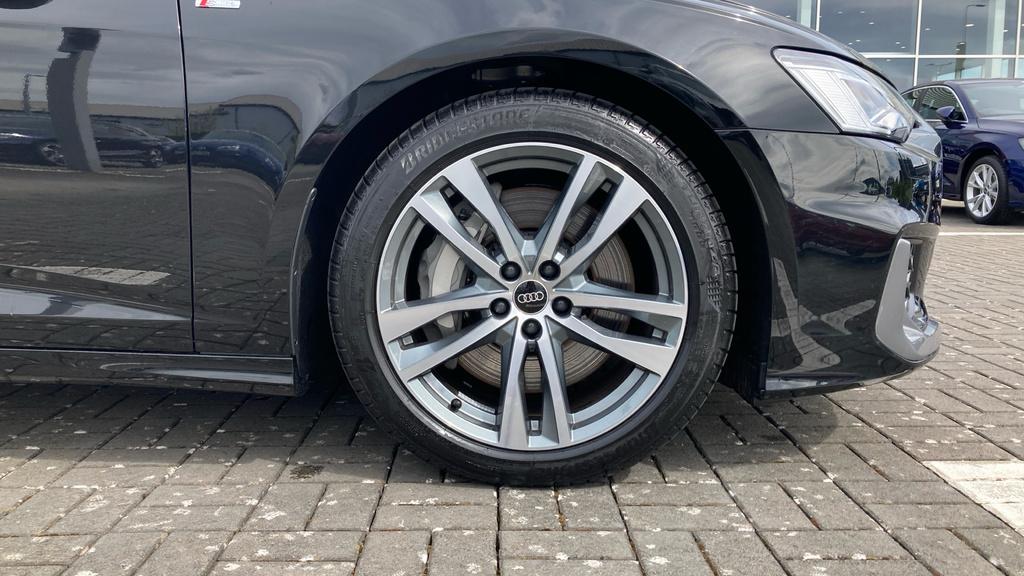 Audi A6 Black Edition Black #17