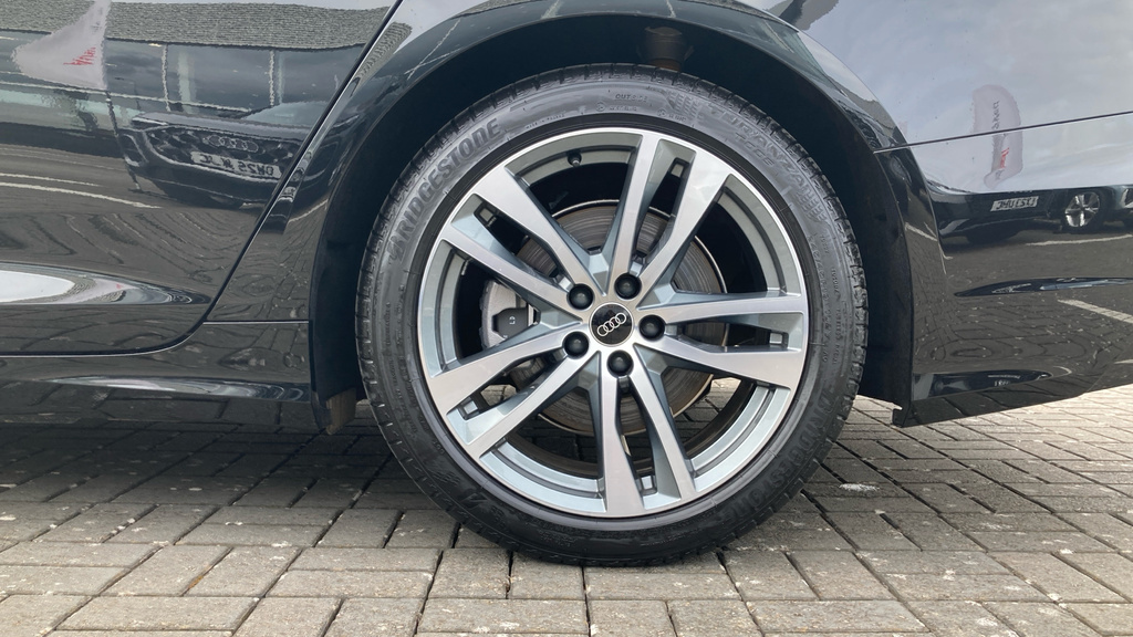Audi A6 Black Edition Black #19
