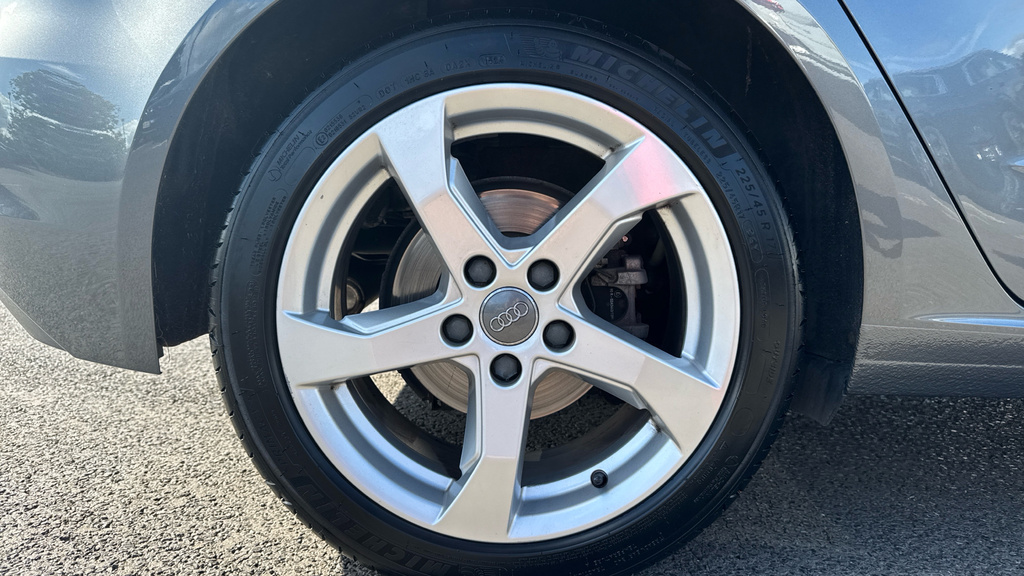 Audi A3 2019 68 1.5 Grey #20
