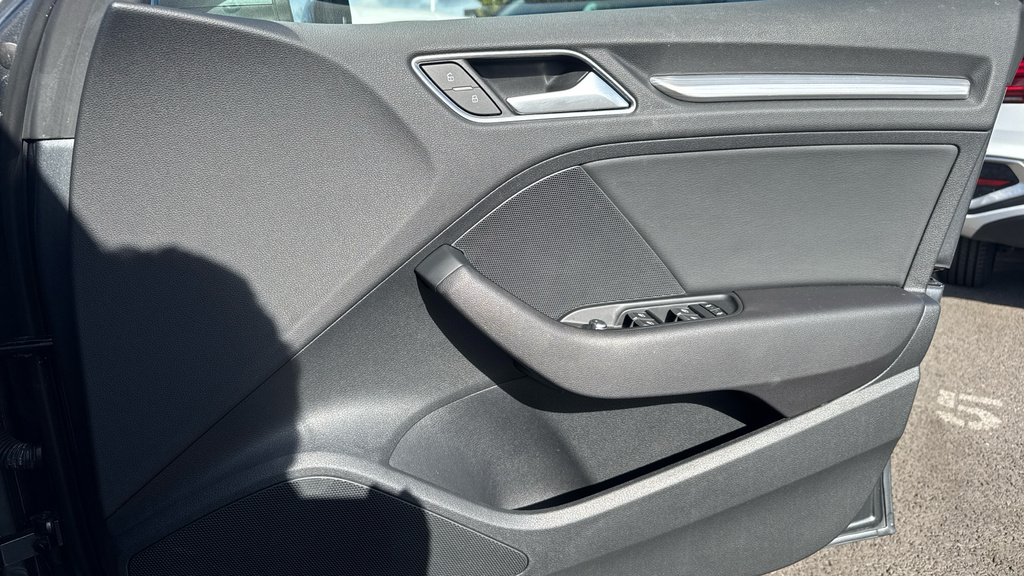 Audi A3 2019 68 1.5 Grey #32