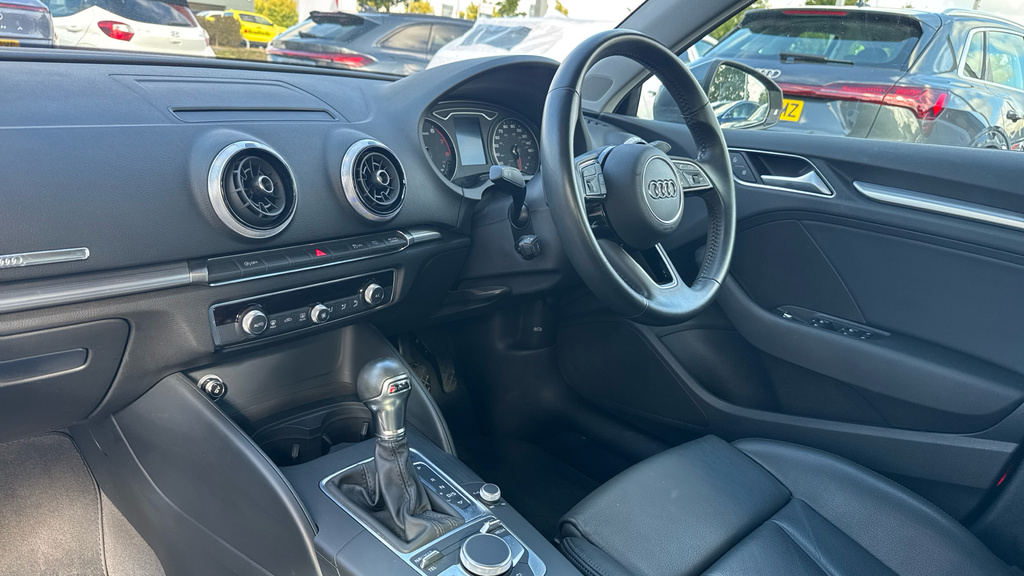 Audi A3 2019 68 1.5 Grey #10